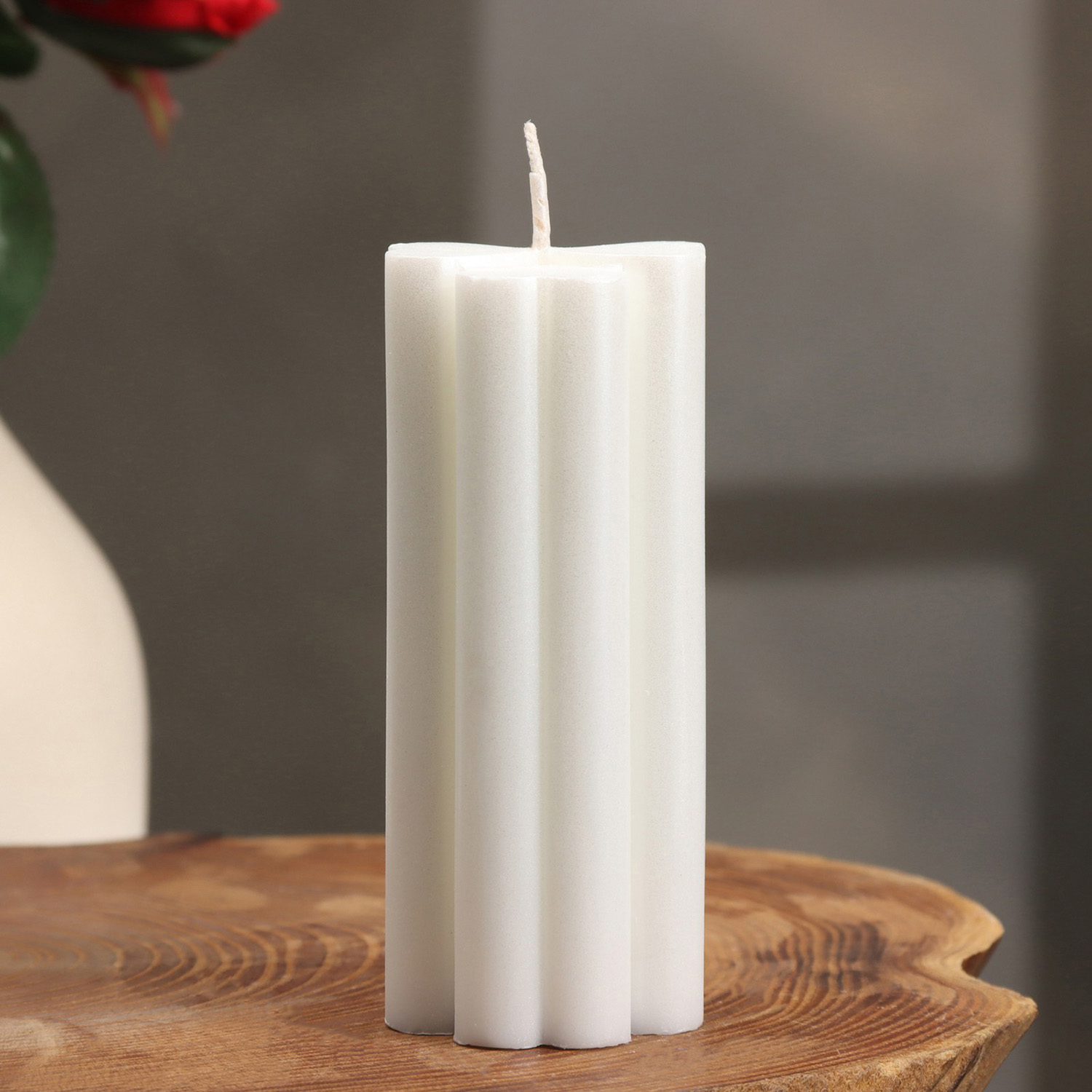 Свеча-цилиндр "Четырехлистник", 4,5х10,5 см, жемчужная, 6 ч 9889567