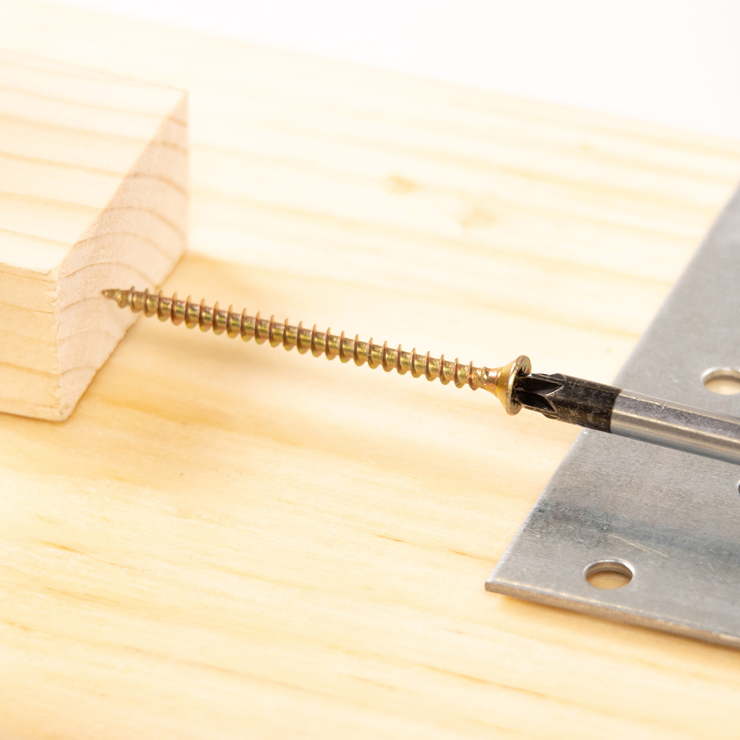 Шурупы жёлтые BROZEX пакет 3*50 (20шт) *10/100 Шурупы жёлтые BROZEX пакет 3*50 (20шт) *10/100