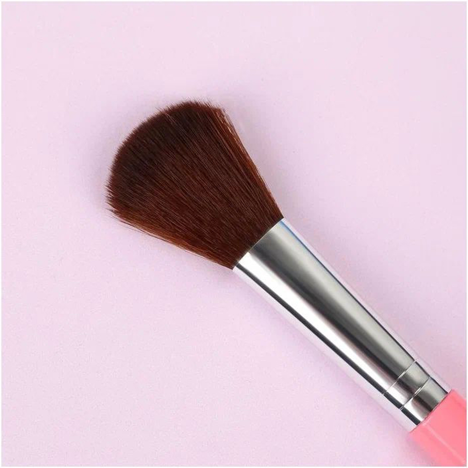 Кисть д/пудры и румян 14,5см скруг 35/30 МИКС пакет QF 4428701