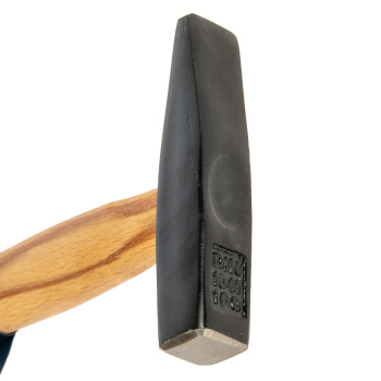 Молоток 0,1кг кованый деревян.ручка "TOOLBERG" (арт.3302201) *1/12/120